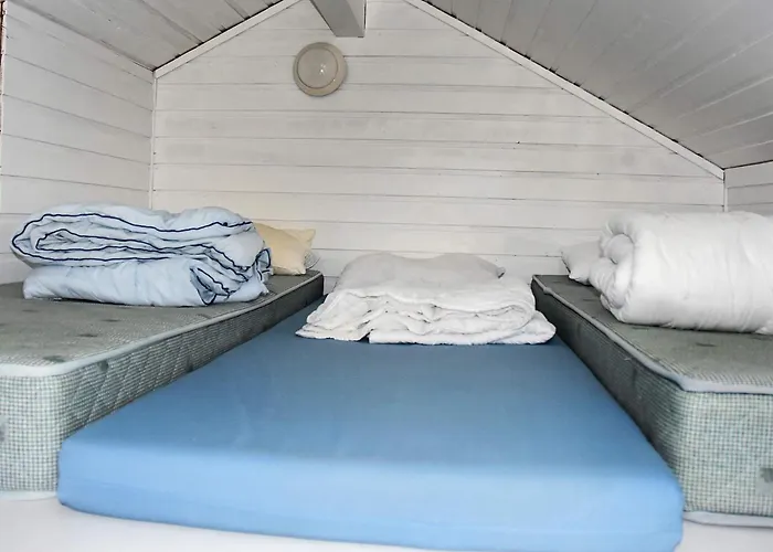 5 Person In Selje-by Traum * Selje