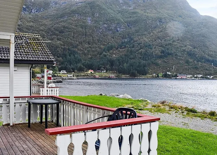 5 Person In Selje-by Traum Selje